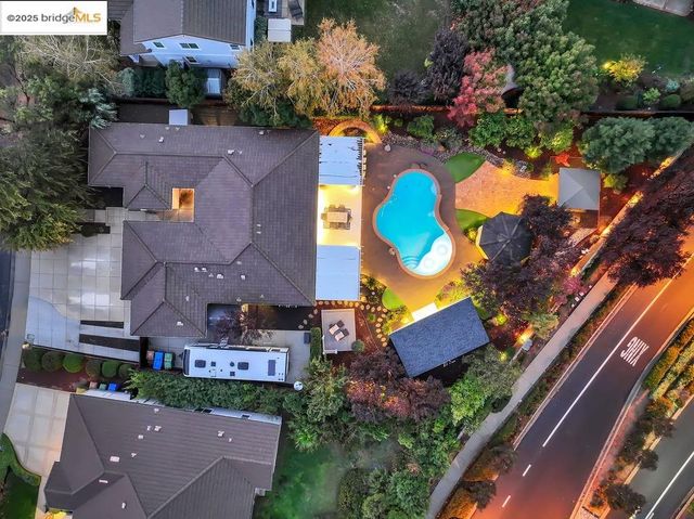 833 Marjoram Dr, Brentwood, CA 94513