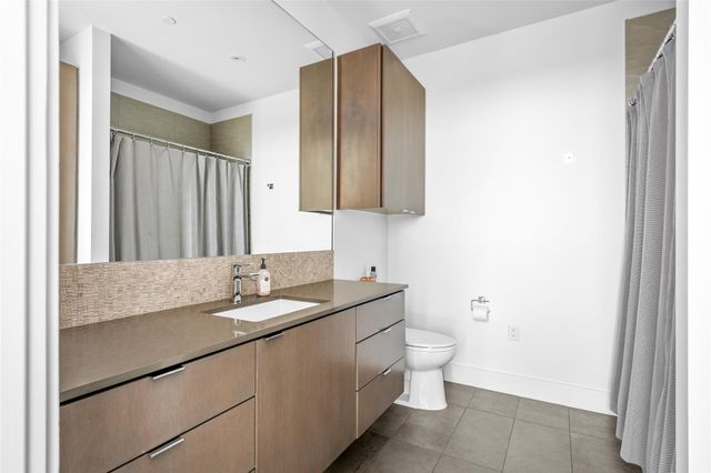 3331 D'amico Street 904, Houston, TX 77019