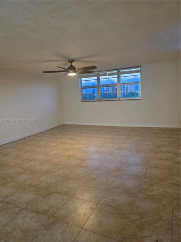 1811 Jefferson St 501, Hollywood, FL 33020