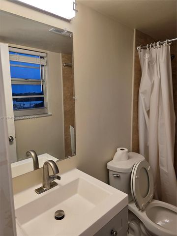 1811 Jefferson St 501, Hollywood, FL 33020