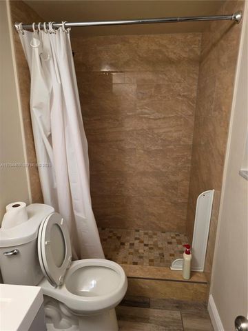 1811 Jefferson St 501, Hollywood, FL 33020