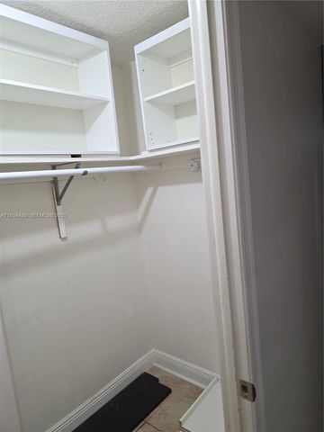 1811 Jefferson St 501, Hollywood, FL 33020