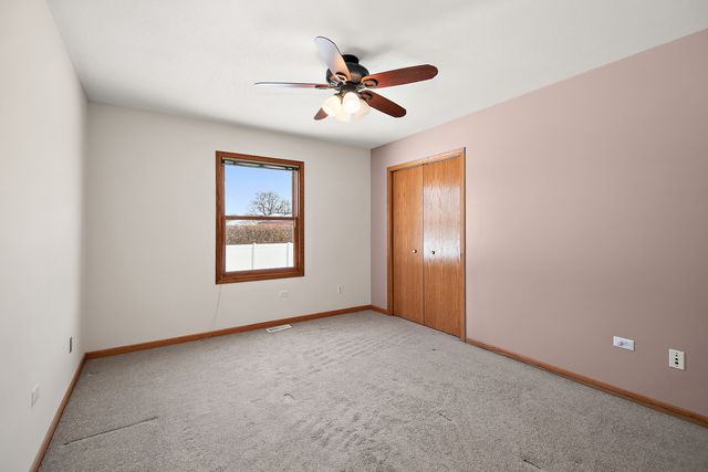 1350 Argyle Lane S, Bourbonnais, IL 60914