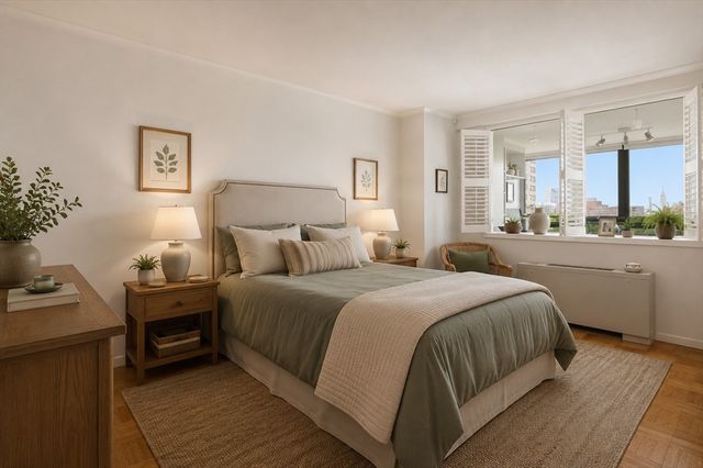 8 Whittier Pl 7J, Boston, MA 02114