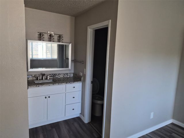 5616 Preston Oaks Road 202, Dallas, TX 75254