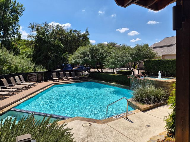 5616 Preston Oaks Road 202, Dallas, TX 75254