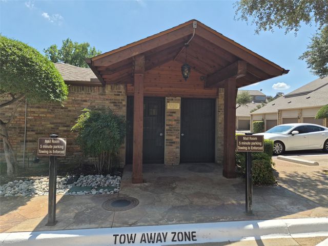 5616 Preston Oaks Road 202, Dallas, TX 75254