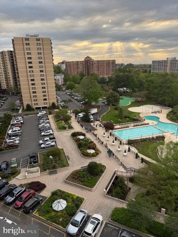 307 YOAKUM PKWY #1801, Alexandria, VA 22304