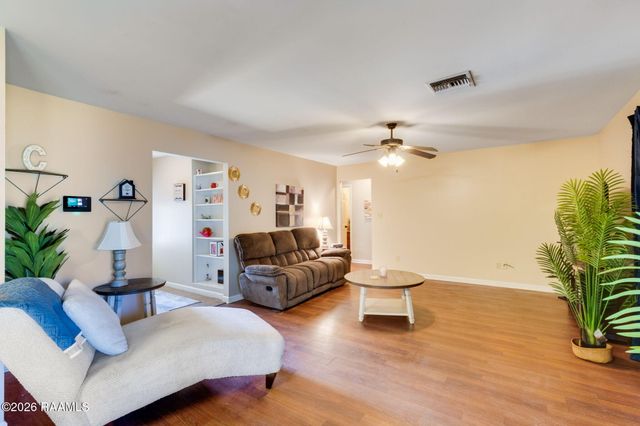706 Breaux Road, Lafayette, LA 70507