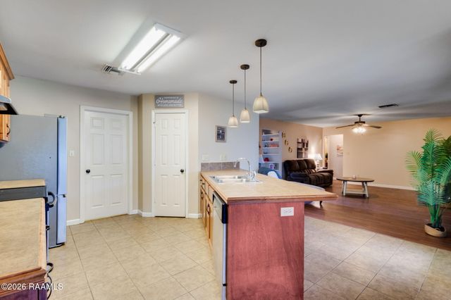 706 Breaux Road, Lafayette, LA 70507