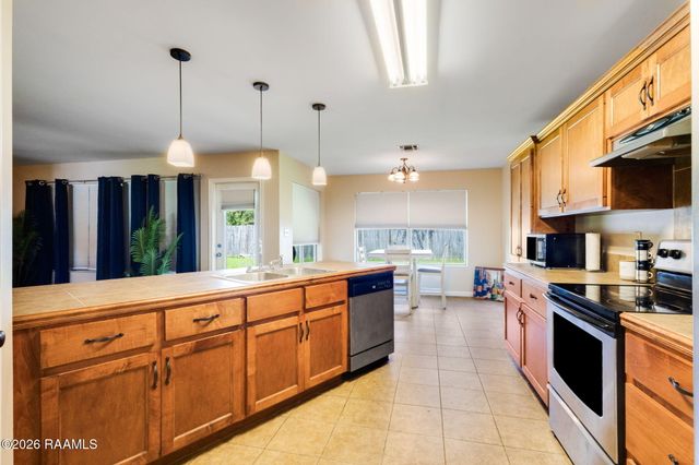 706 Breaux Road, Lafayette, LA 70507