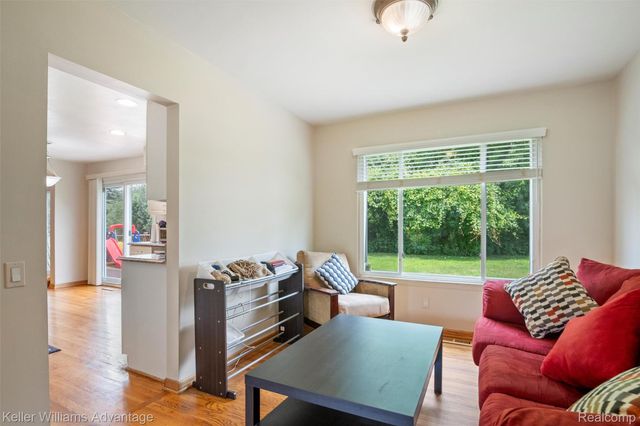 5016 Patrick Road, West Bloomfield Charter Township, MI 48322