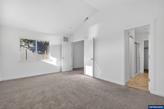 20618 SW Rockport Ln Ln, Beaverton, OR 97006