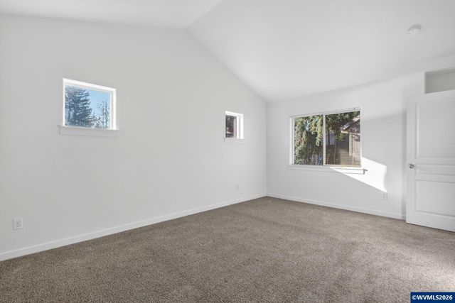 20618 SW Rockport Ln Ln, Beaverton, OR 97006