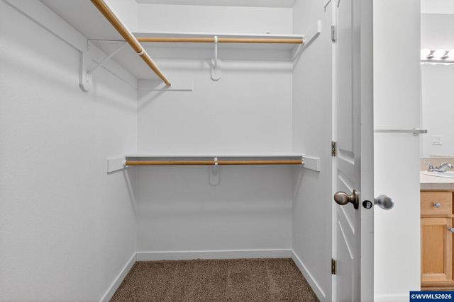 20618 SW Rockport Ln Ln, Beaverton, OR 97006