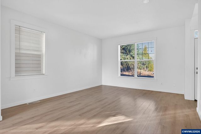 20618 SW Rockport Ln Ln, Beaverton, OR 97006