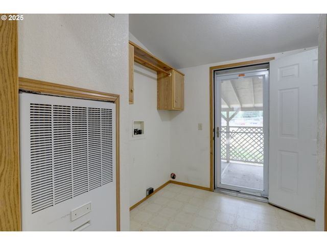 950 POMONA St 127, The Dalles, OR 97058