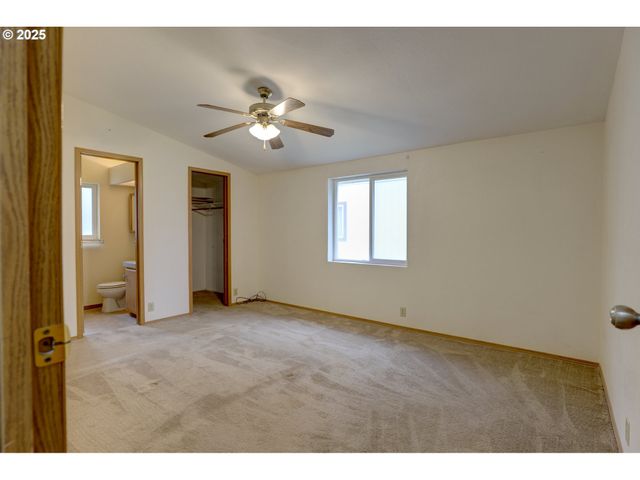 950 POMONA St 127, The Dalles, OR 97058
