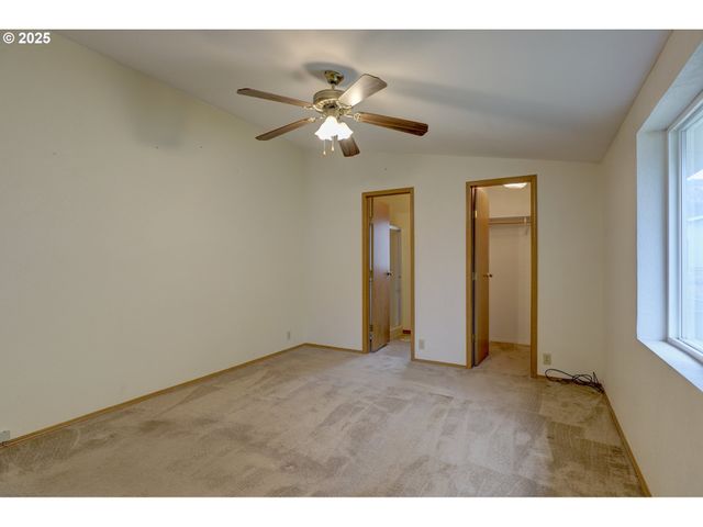 950 POMONA St 127, The Dalles, OR 97058