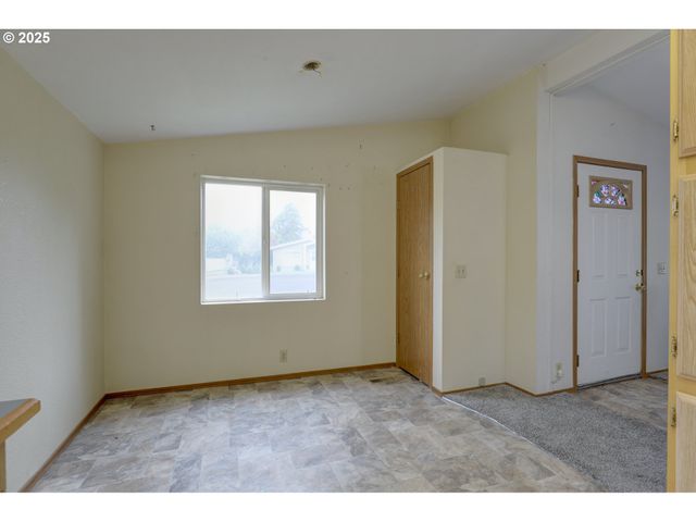 950 POMONA St 127, The Dalles, OR 97058