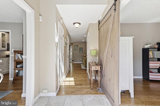 8349 REAGAN DR, King George, VA 22485
