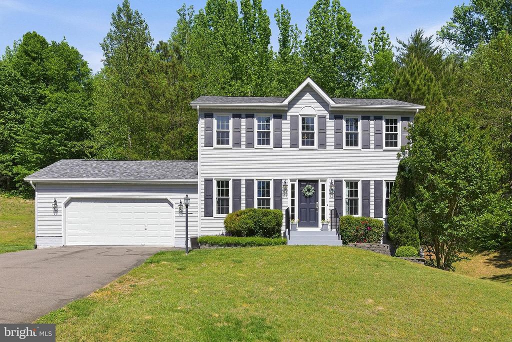 8349 REAGAN DR, King George, VA 22485