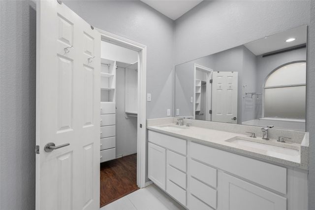 1819 Sandalwood Lane, Grapevine, TX 76051