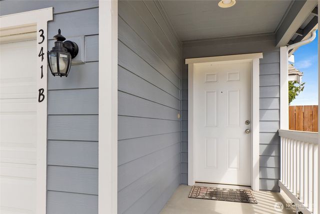341 S French Avenue, Arlington, WA 98223