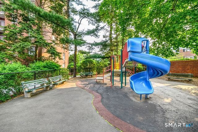 91 Strawberry Hill Avenue 235, Stamford, CT 06902