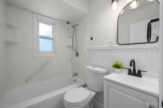 335 S Saint Charles Street, Florissant, MO 63031
