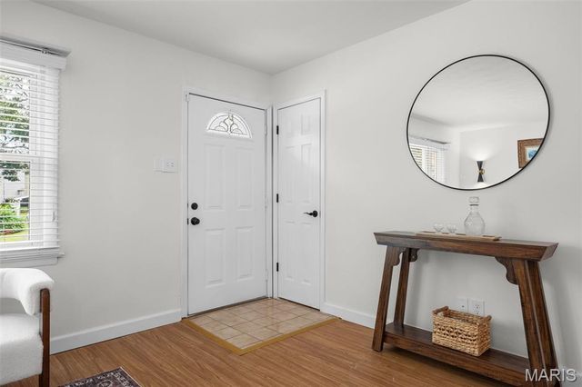 335 S Saint Charles Street, Florissant, MO 63031