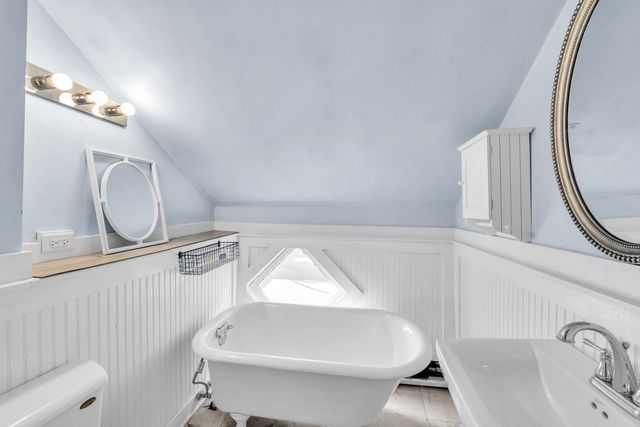 11224 S Fairfield Avenue, Chicago, IL 60655