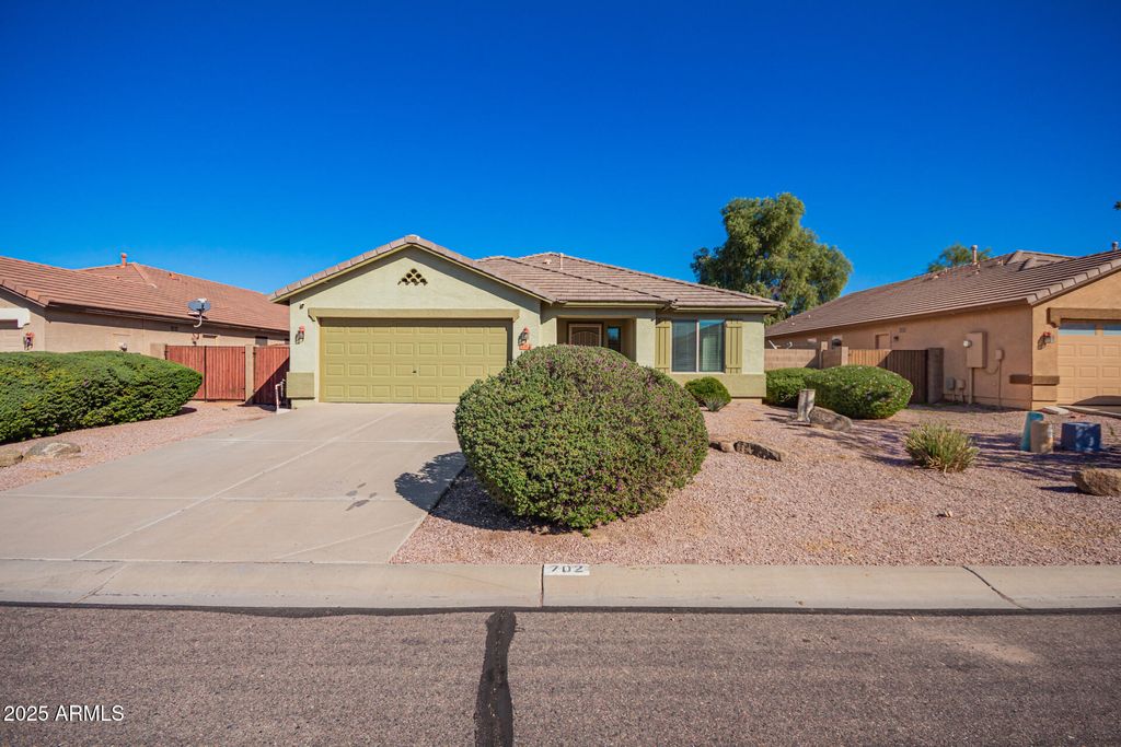 702 W JERSEY Way, San Tan Valley, AZ 85143