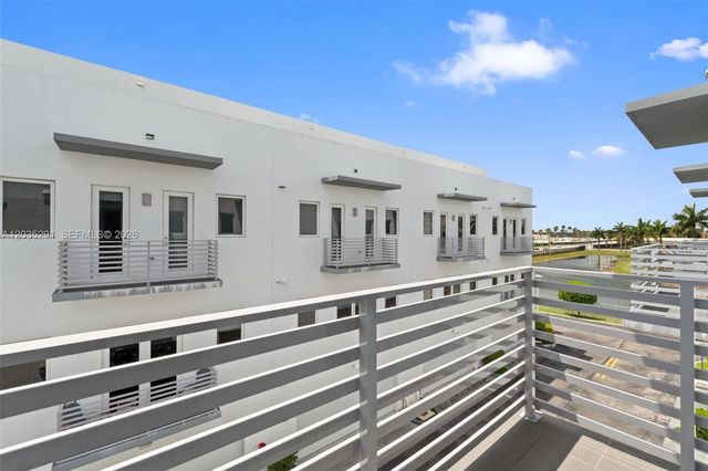 9161 NW 33rd St, Doral, FL 33172