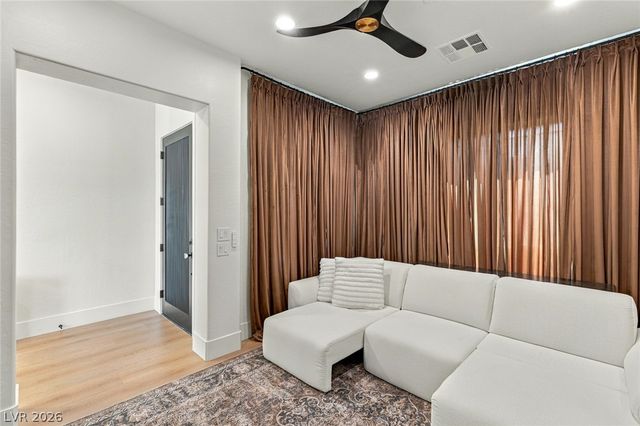 40 Stonemark Drive, Henderson, NV 89052