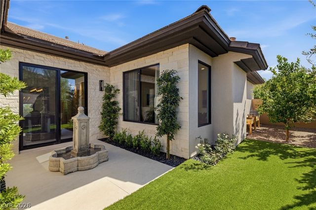 40 Stonemark Drive, Henderson, NV 89052