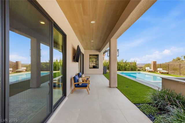40 Stonemark Drive, Henderson, NV 89052
