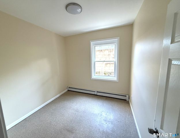 1333 East Main Street 1, Bridgeport, CT 06608