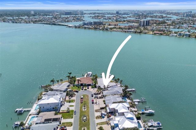 11050 7TH STREET E, Treasure Island, FL 33706