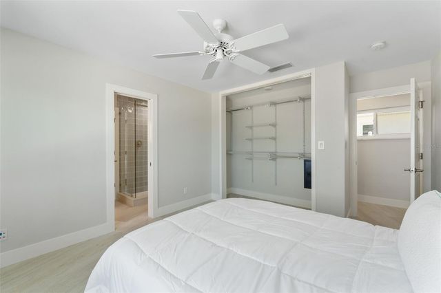 11050 7TH STREET E, Treasure Island, FL 33706