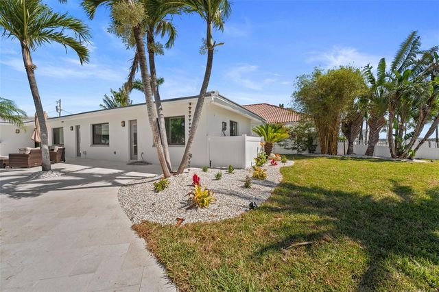 11050 7TH STREET E, Treasure Island, FL 33706