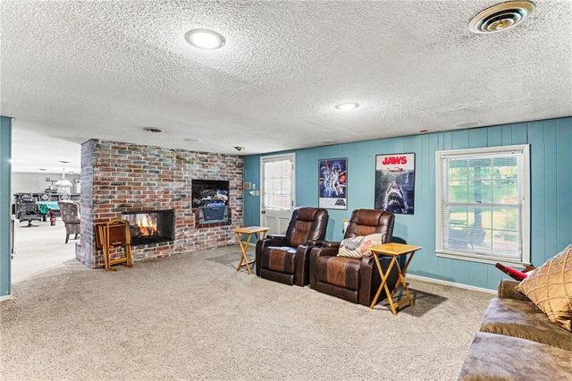 2103 Continental Avenue, Harrisonville, MO 64701