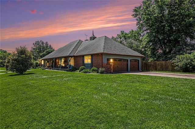 2103 Continental Avenue, Harrisonville, MO 64701