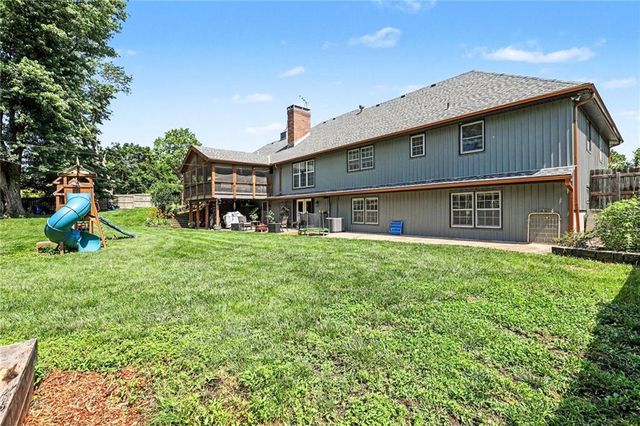 2103 Continental Avenue, Harrisonville, MO 64701