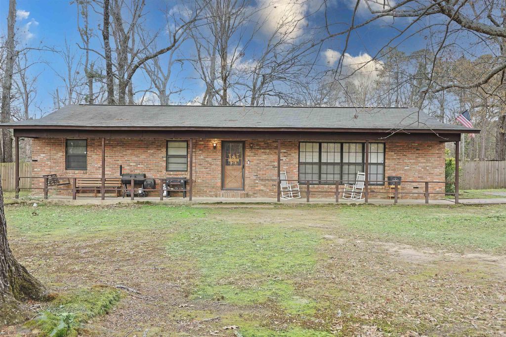 610 Reynolds, White Hall, AR 71602