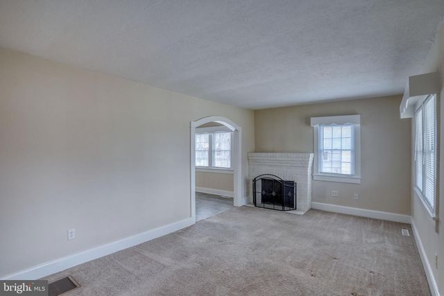 305 DELAWARE AVE, Harrington, DE 19952