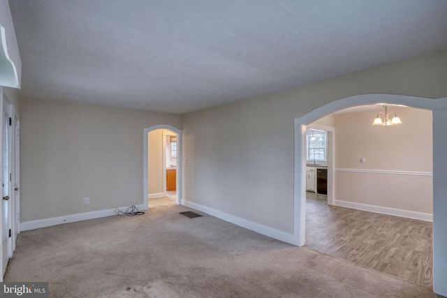 305 DELAWARE AVE, Harrington, DE 19952