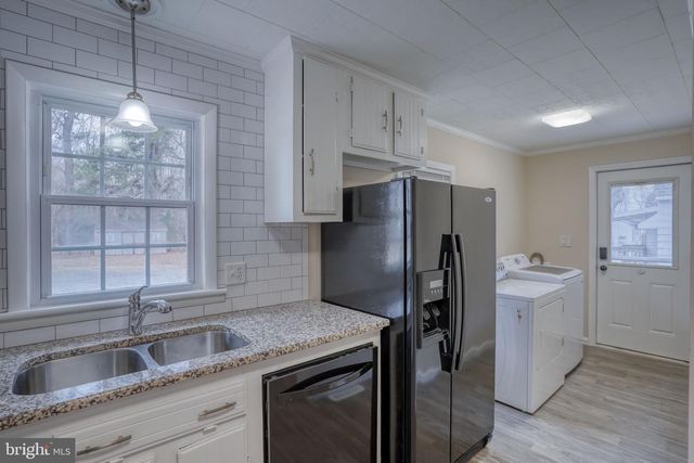 305 DELAWARE AVE, Harrington, DE 19952