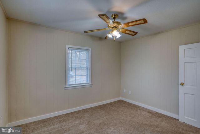 305 DELAWARE AVE, Harrington, DE 19952