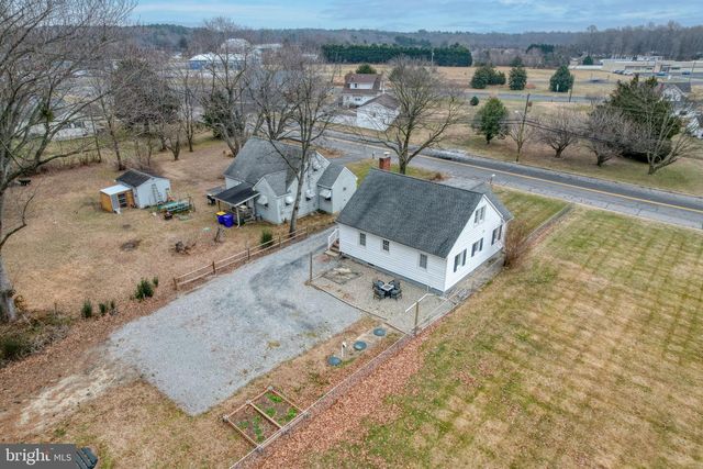 305 DELAWARE AVE, Harrington, DE 19952